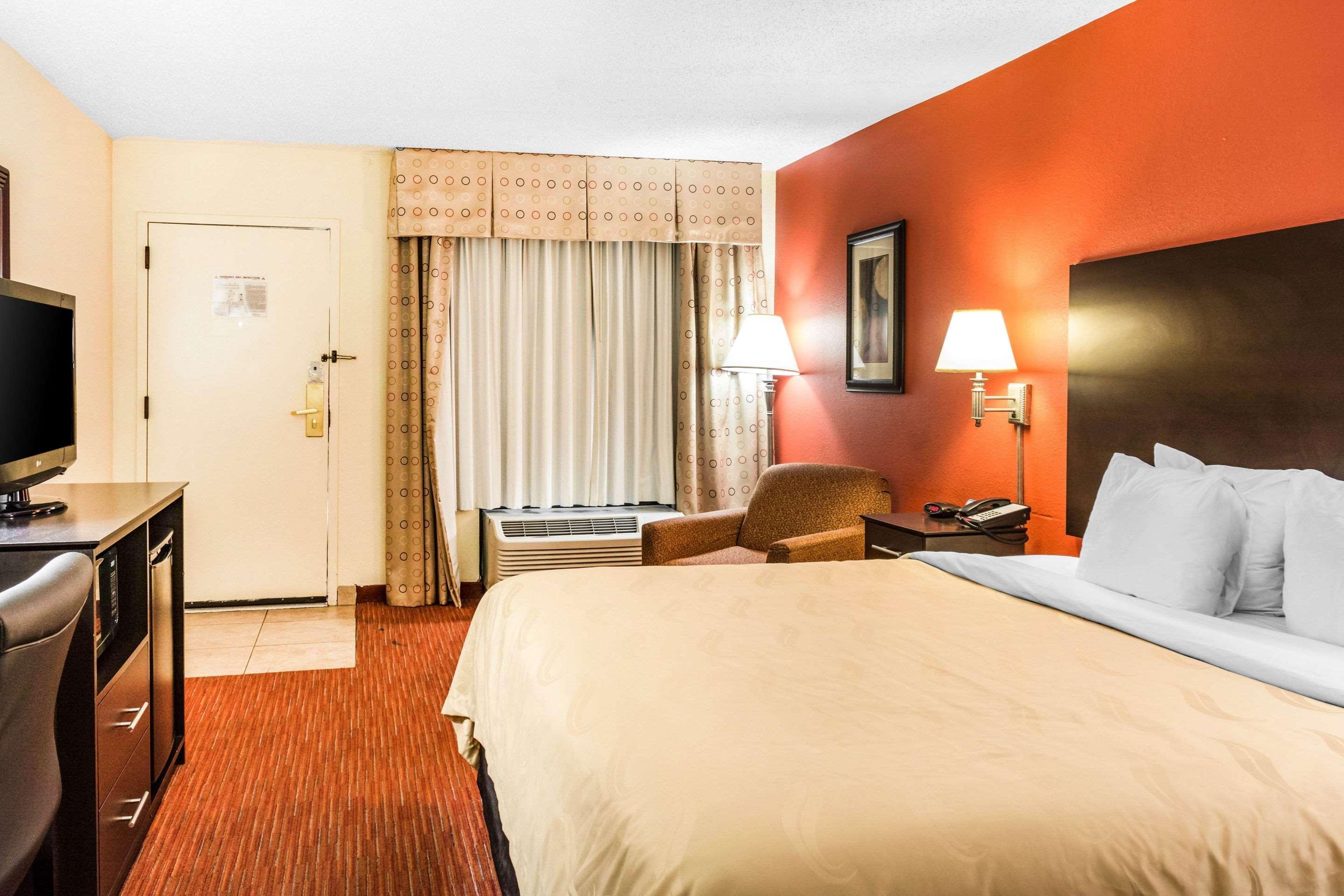 Quality Motel Albany