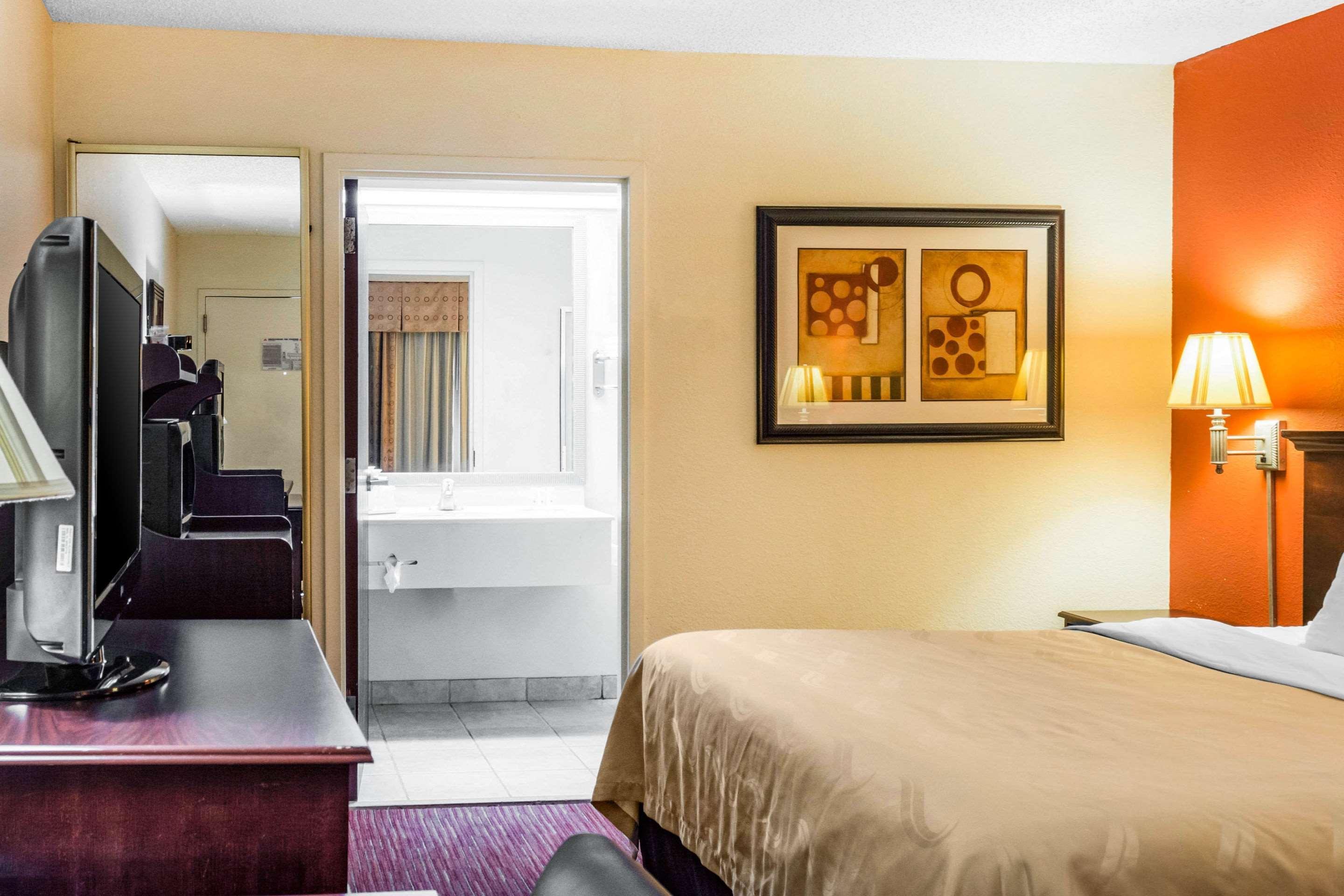Quality Motel Albany